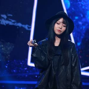 范冰冰扒开粉嫩尿囗让男人桶
